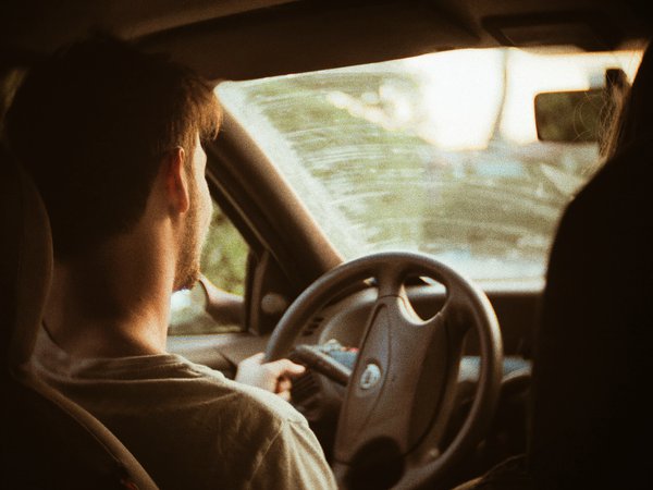 Teens drivers concussion
