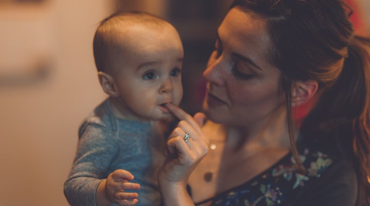 teething baby pexels