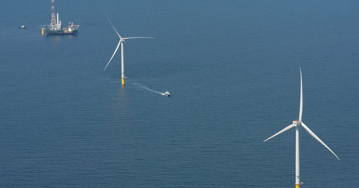 Trump administration pauses five East Coast offshore wind projects, citing national security risks
