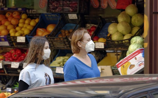 Universal mask wearing