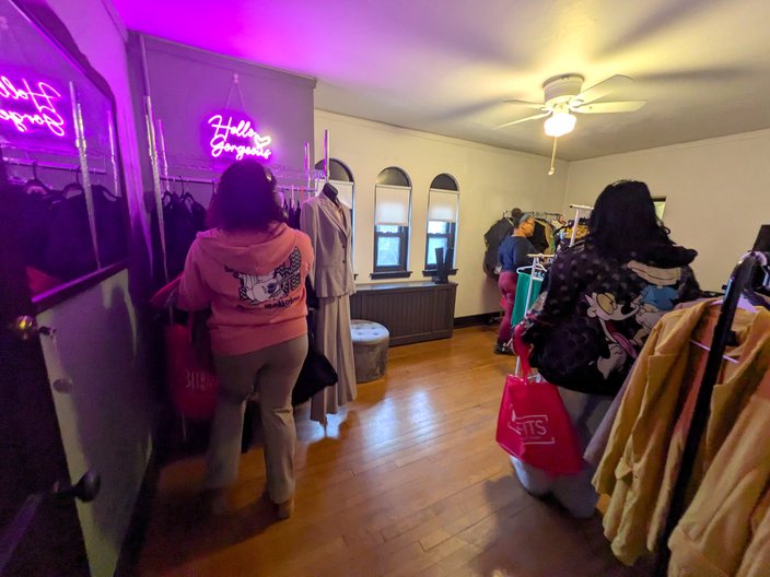 youth thrift store 1