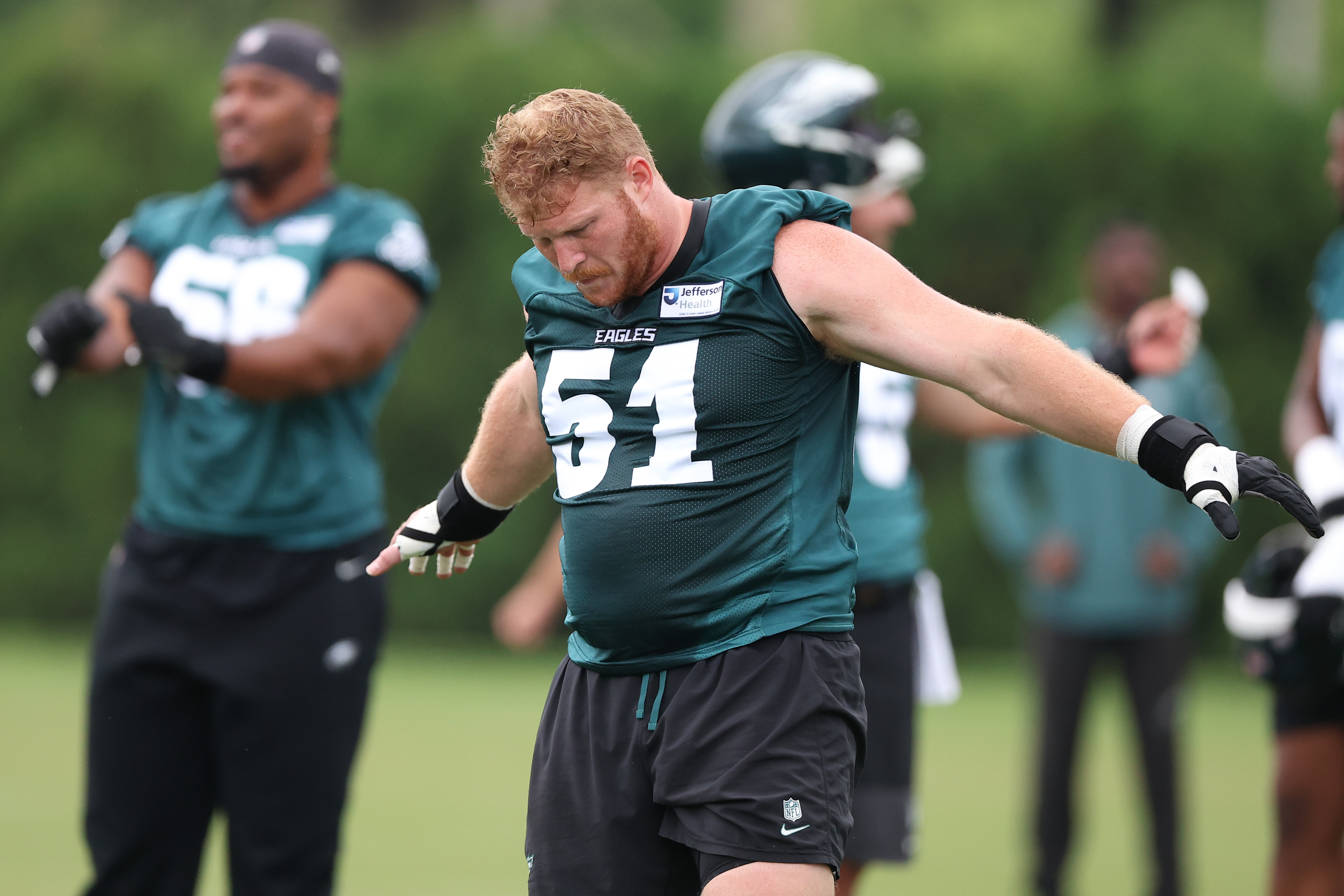 Report: Eagles will start Cam Jurgens at LG, Drew Kendall at C vs. Titans