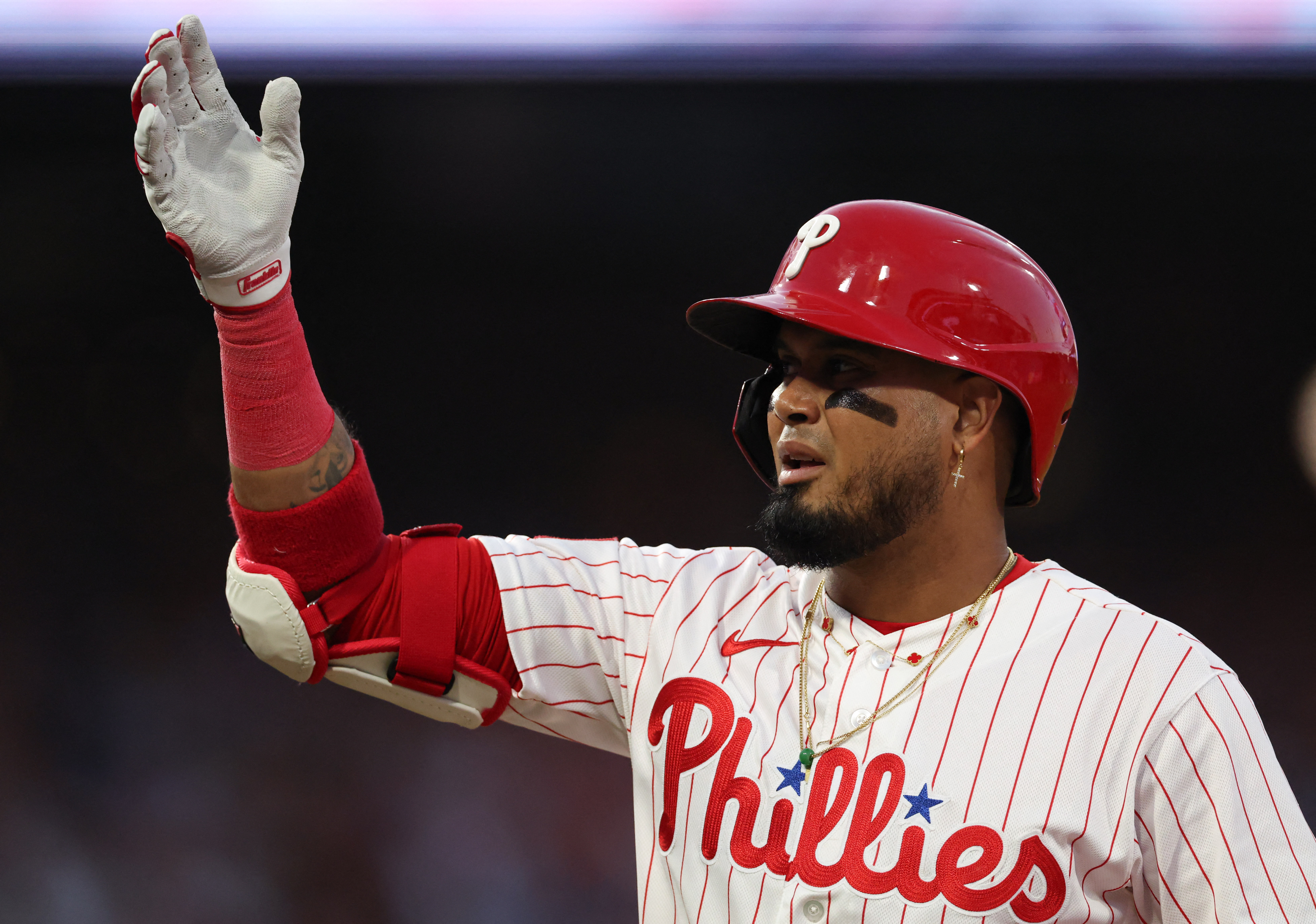 Phillies stay or go: 2B Luis Arráez