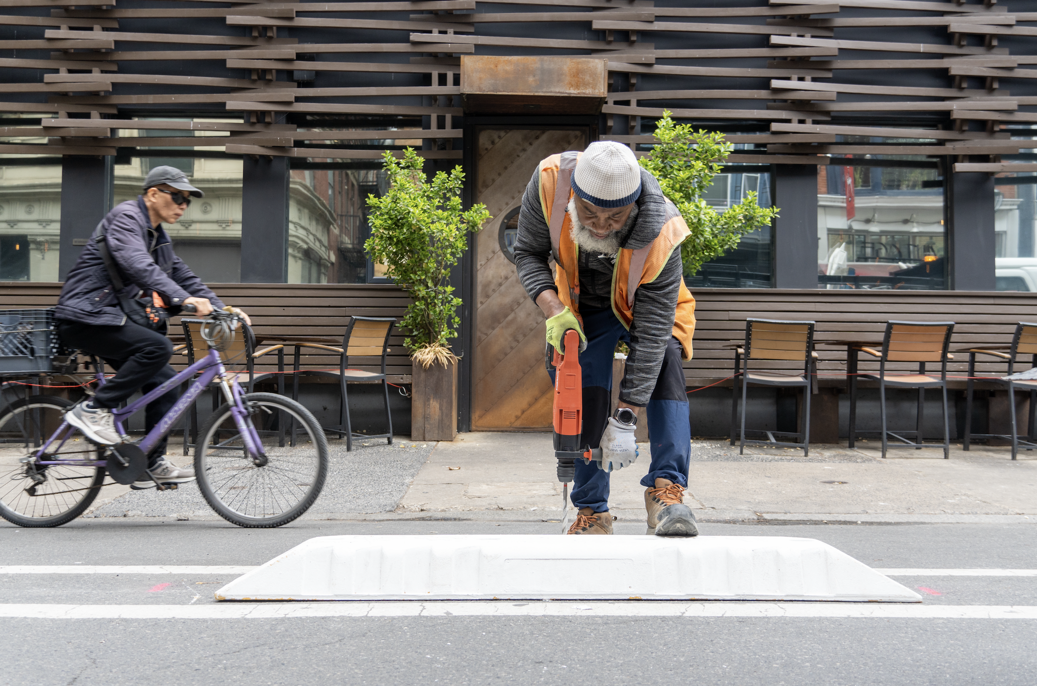 New protections for bicyclists added to 13th Street in Center City