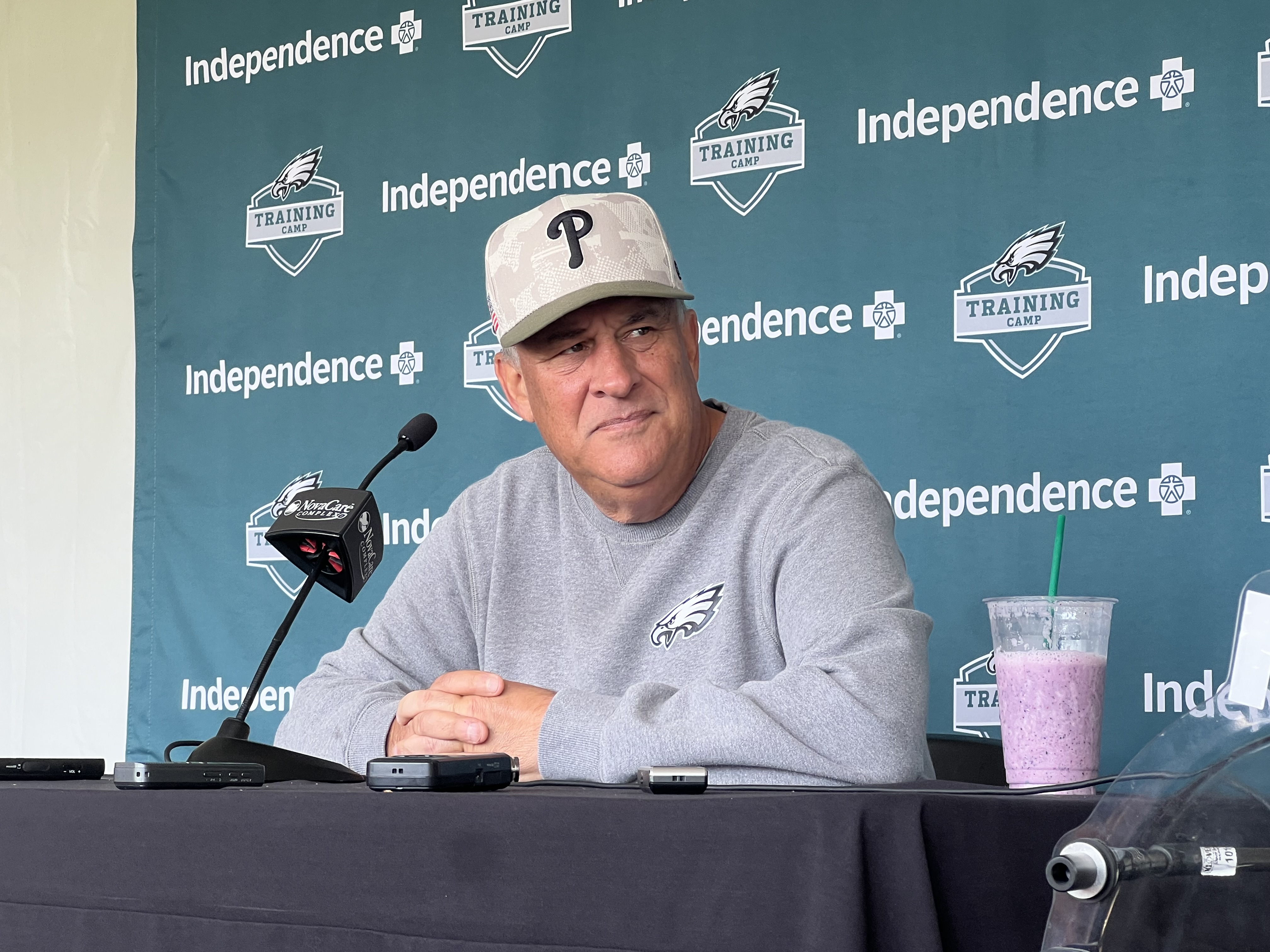Eagles DC Vic Fangio: Retirement 'wasn't close,' got two more years 'at least'
