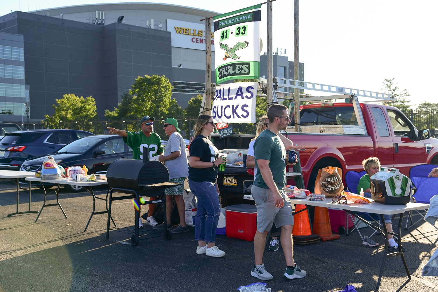 Philly law firm threatens to sue to prevent Eagles tailgating changes