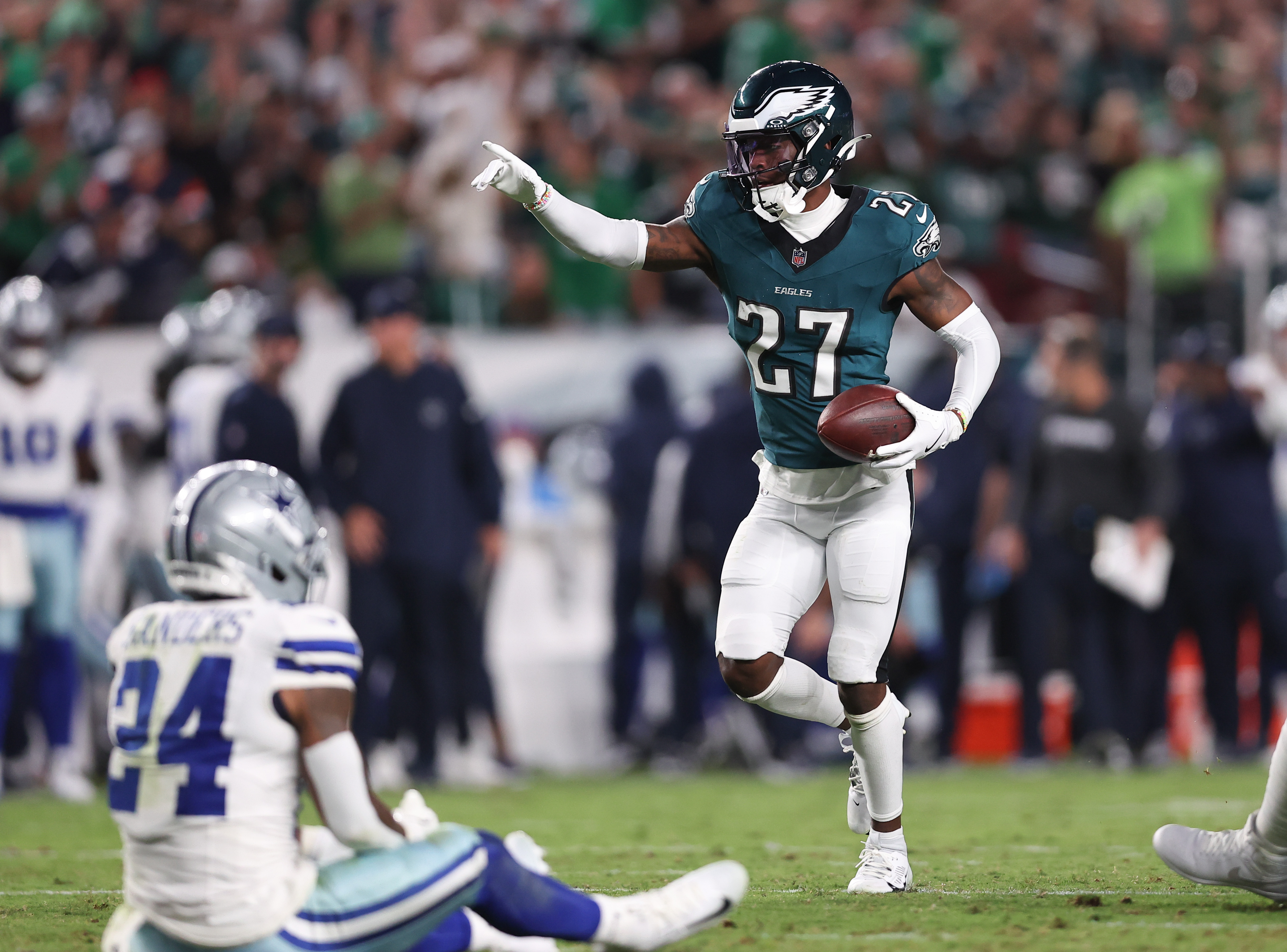 Preseason All-NFC East team: Defense edition