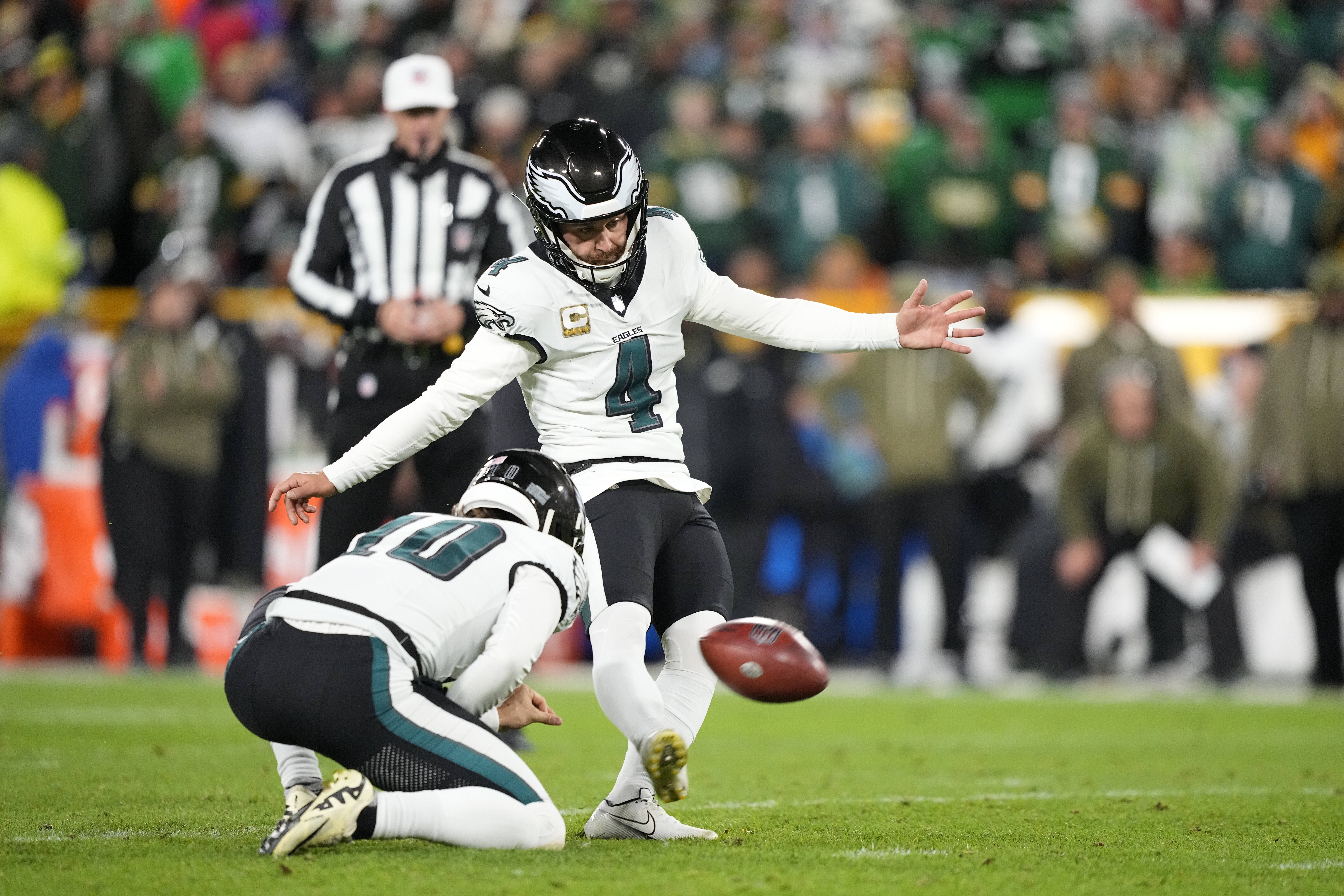 Report: Eagles restructure K Jake Elliott's contract for 2026