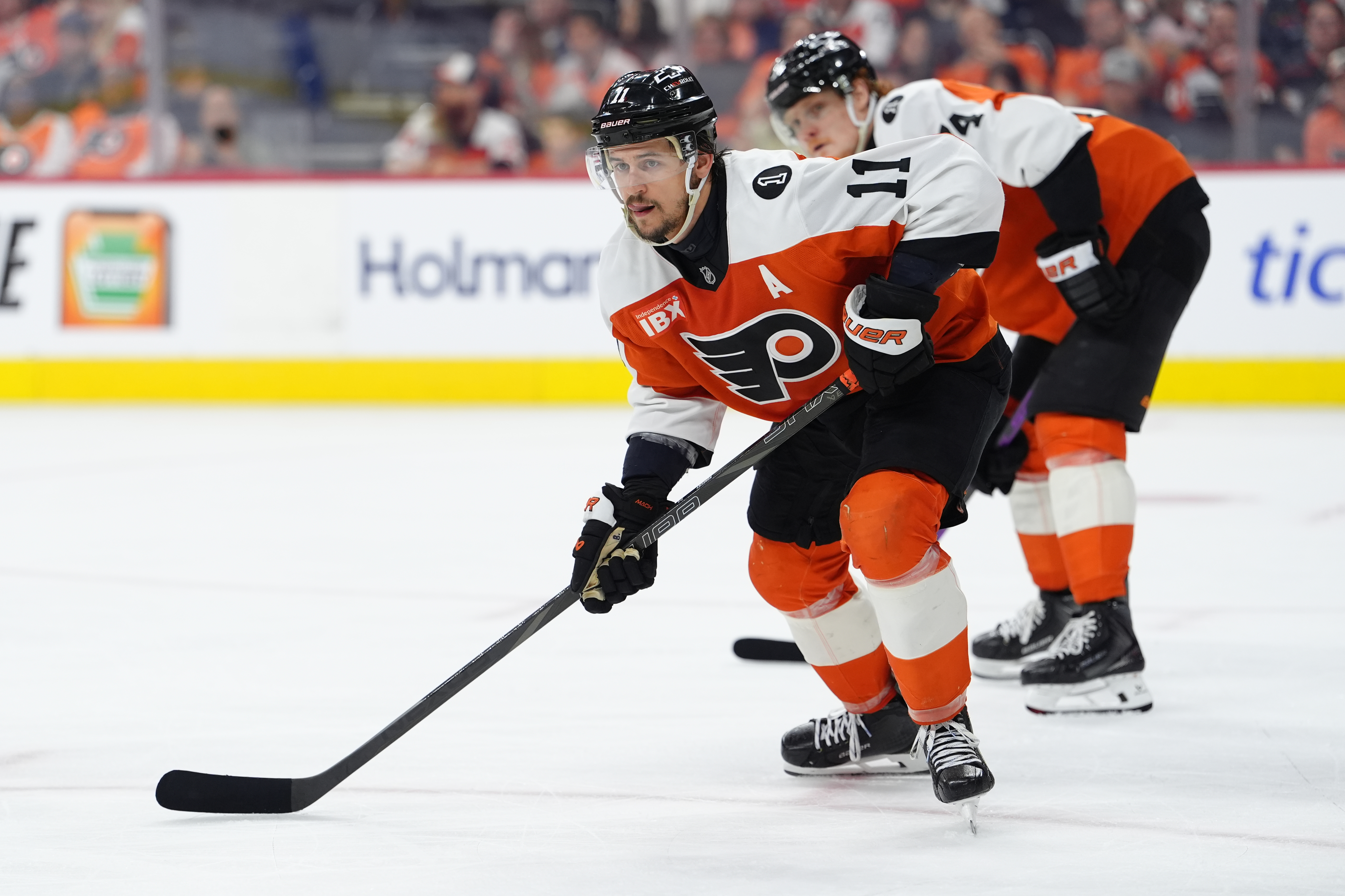 It's the Flyers' turn to be embraced by Philly