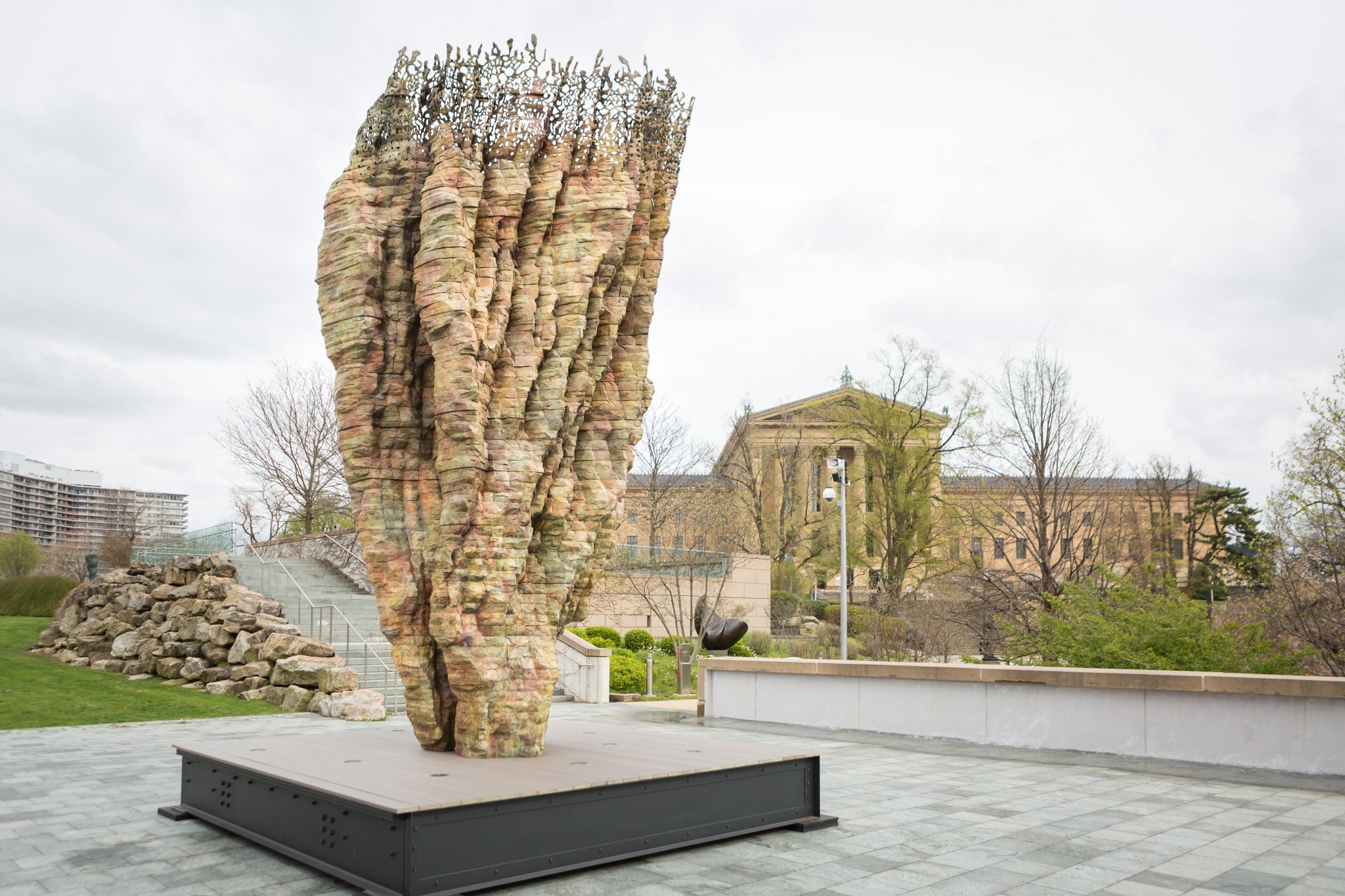 Free outdoor yoga series will return to the Philadelphia Museum of Art’s Sculpture Garden this spring and fall